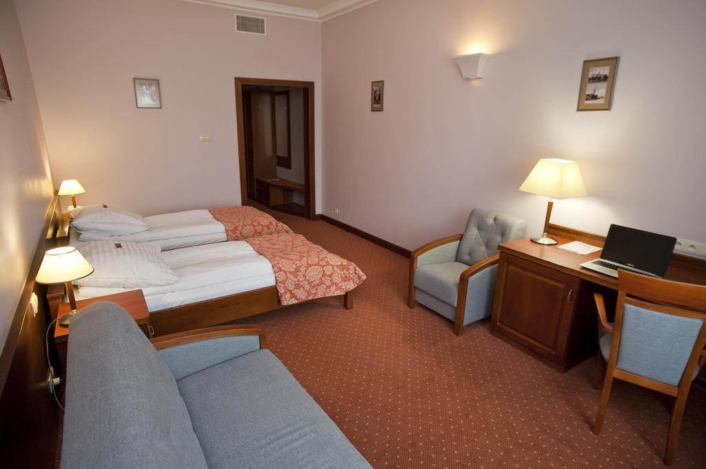 Eurohotel Swarzędz Exteriér fotografie